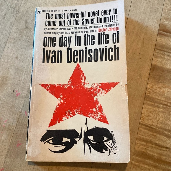 One day in the life of Ivan Denisovich - paperback printed in 1963 - Picture 1 of 7